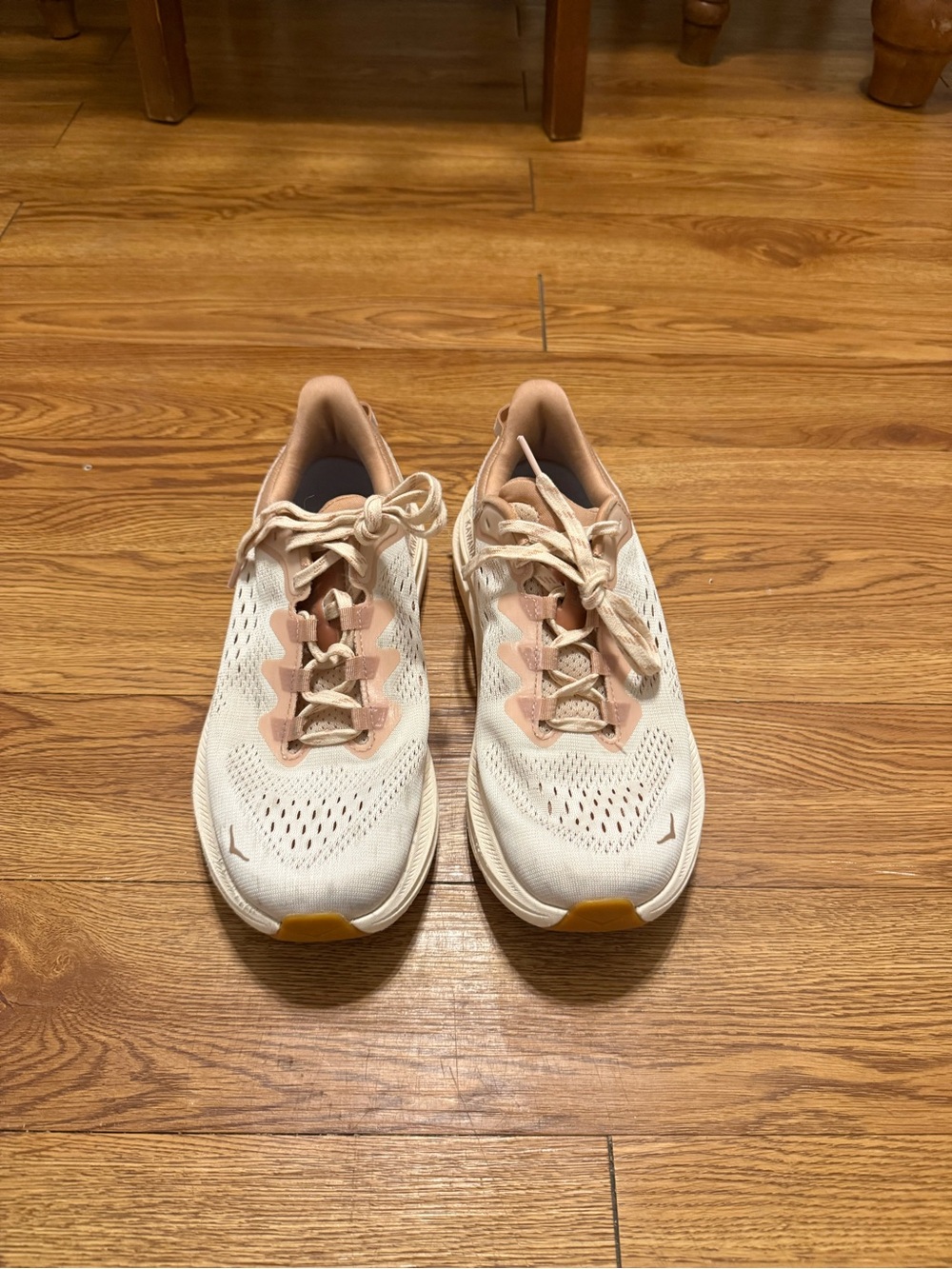 Hoka One One Kawana 2 Vanilla Sandstone Women's Size 8.5B Standard/Medium Width
